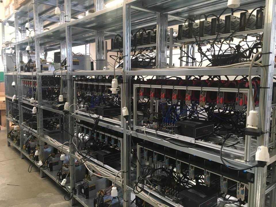 In visita all'interno di Bitminer factory la prima fabbrica industriale di Bitcoin in Italia