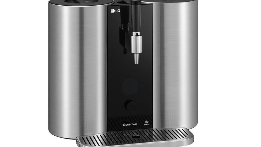 LG lancia HomeBrew l'elettrodomestico domotico per fare la birra in casa con le capsule