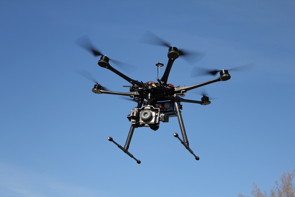 Torino City Lab con Skypersonic e STMicroelectronics sperimentano droni e AI tra Torino e Detroit