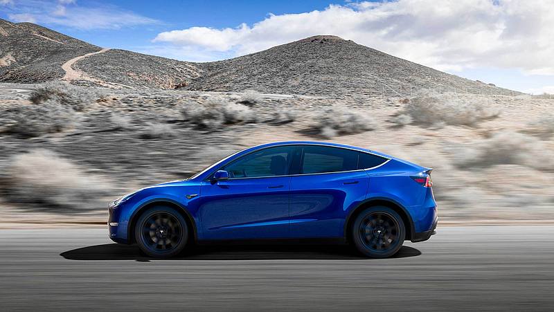 Tesla Model Y disponibile anche in Italia