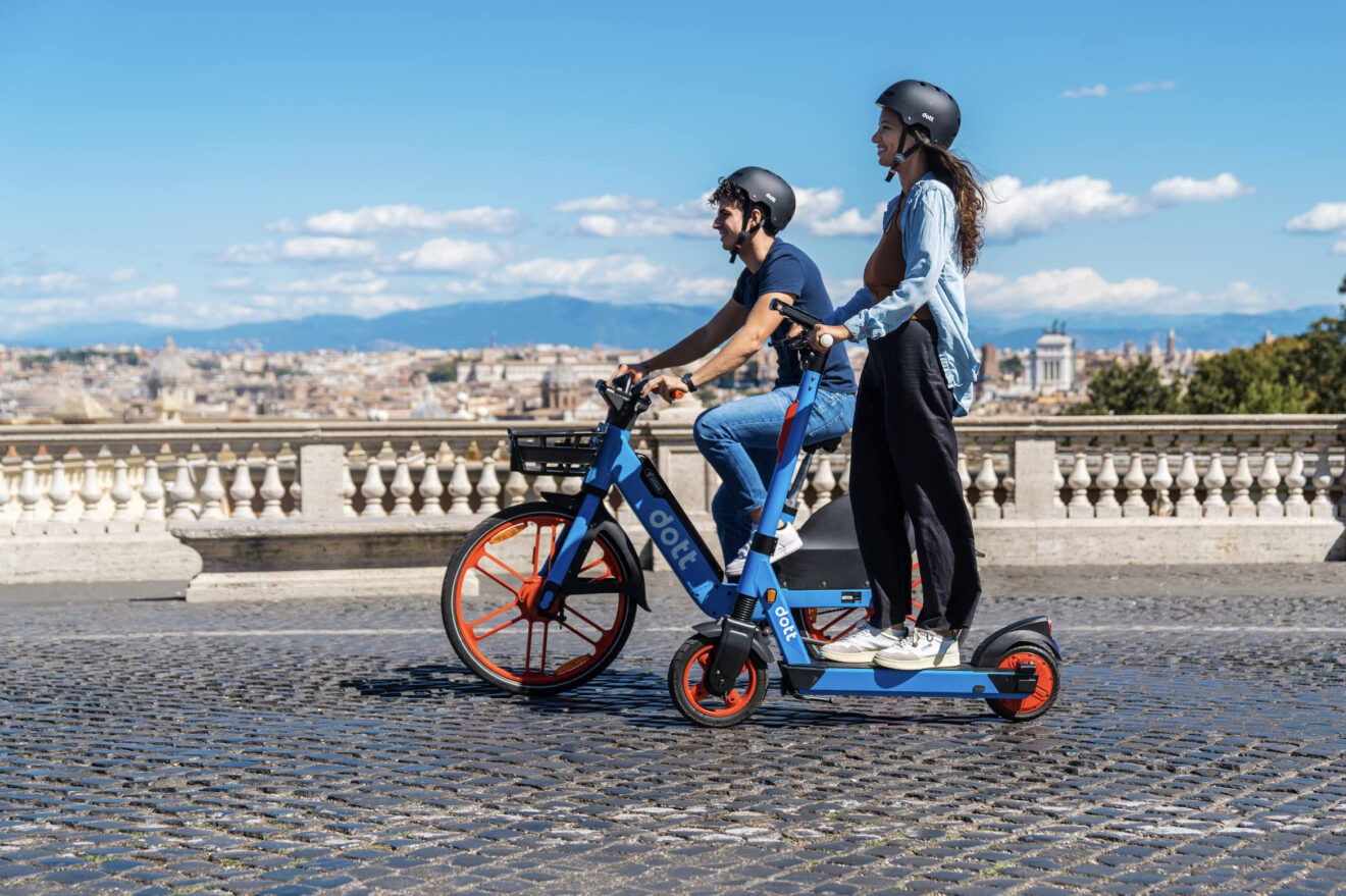 Nel 2022 Dott ha raddoppiato utenti e utilizzi di bici e monopattini in Italia