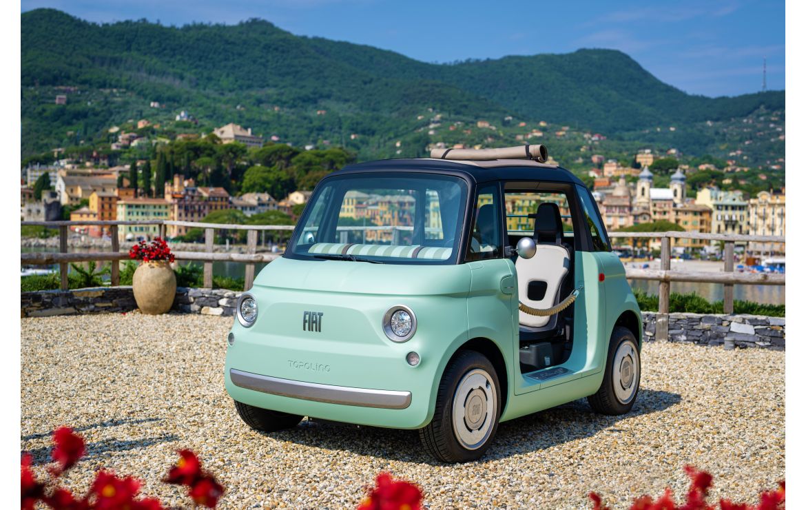 Fiat mostra la Topolino un quadriciclo elettrico derivato dalla  Citroen Ami